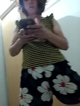 Naana-88 from StripChat