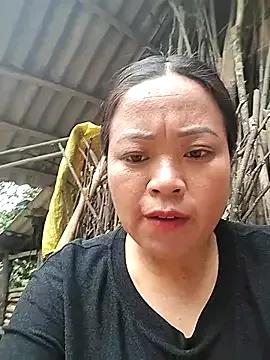 Nadia-a from StripChat is Freechat