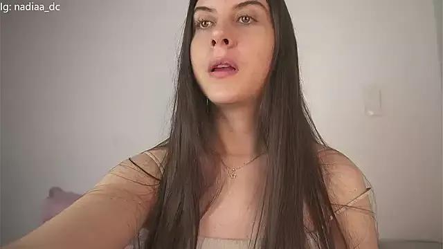 Nadiaa_ from StripChat is Freechat