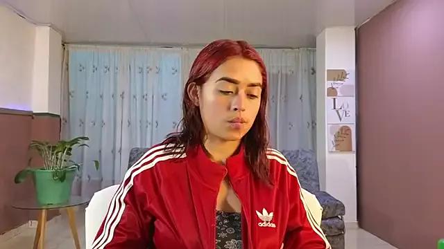 naia_sweetsex from StripChat
