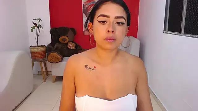 naia_sweetsex from StripChat
