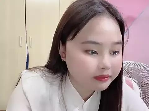 Nana218 from StripChat