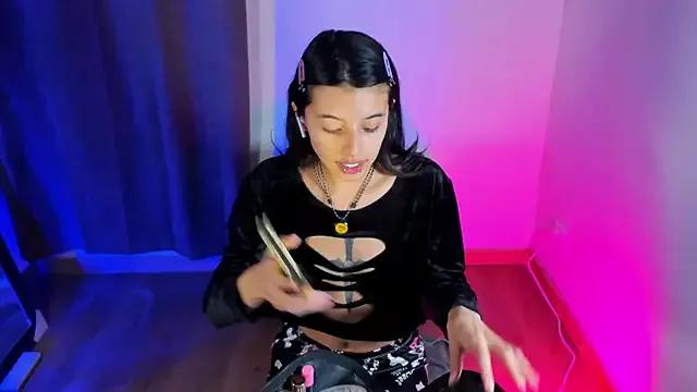 NanakoDollx from StripChat is Freechat