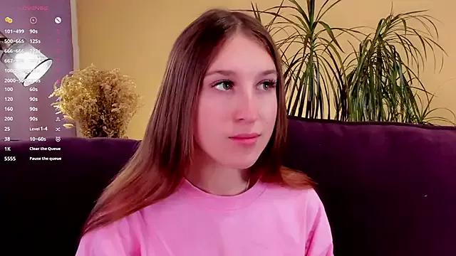 NanaMertins from StripChat