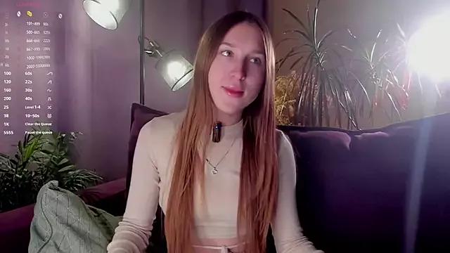 NanaMertins from StripChat