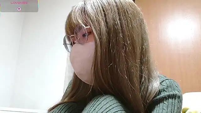 nanasechan73 from StripChat