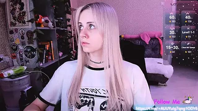 NaniMoore from StripChat