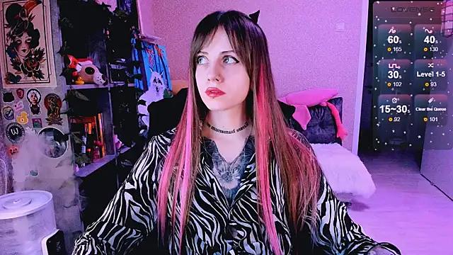 NaniMoore from StripChat