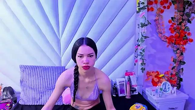 Nanis_James from StripChat is Freechat