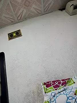Naomi-Mature from StripChat is Freechat