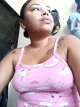 Naomi-Summer from StripChat is Freechat