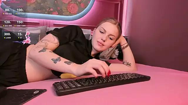 Dirty chat webcam: explore liveshows with versed models, from laying bare to fetishes, in a variety of sexy free adult webcams.