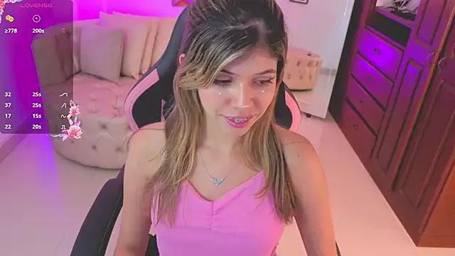 NATAASHA___ from StripChat is Freechat