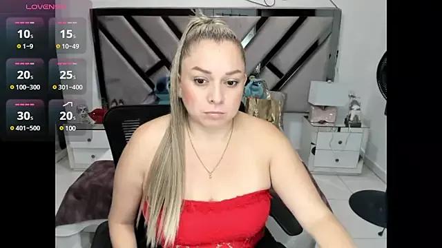 natalia5560 from StripChat is Freechat