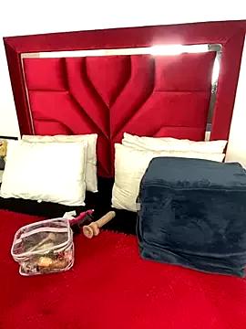 NataliaaMiller_ from StripChat is Freechat