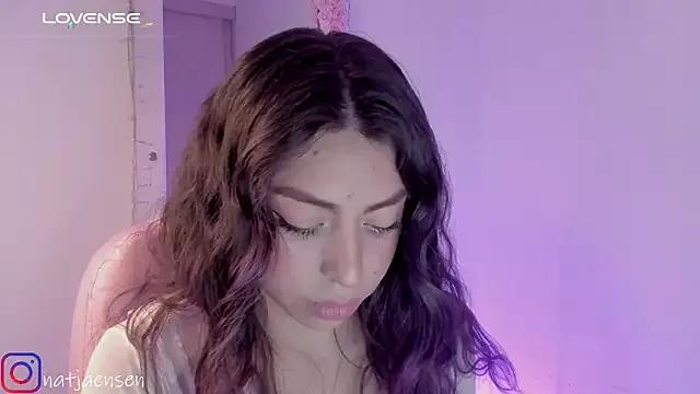 natalie_jaensen from StripChat