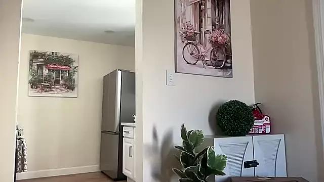 NatalieKneals from StripChat