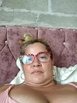 natally_ross21 from StripChat