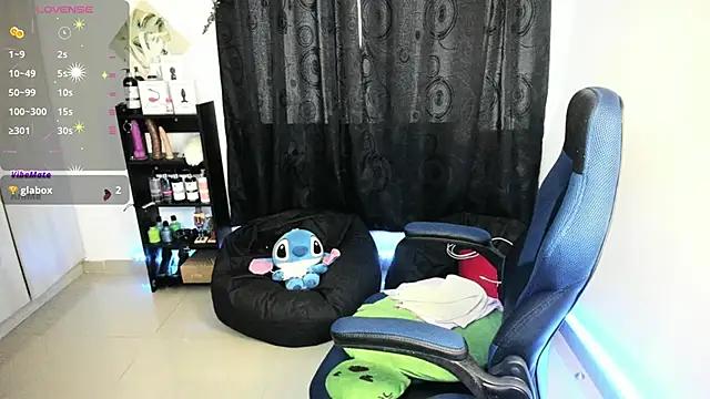 natasha777_v from StripChat