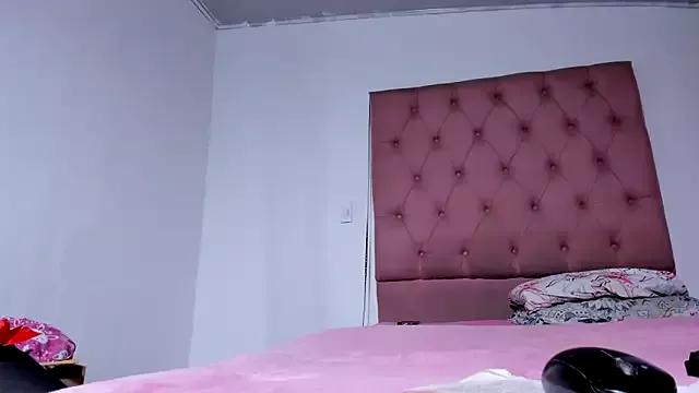 natasha_fiit from StripChat