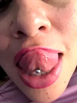 Natasha_mommy from StripChat