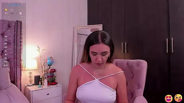 natashaleightt from StripChat