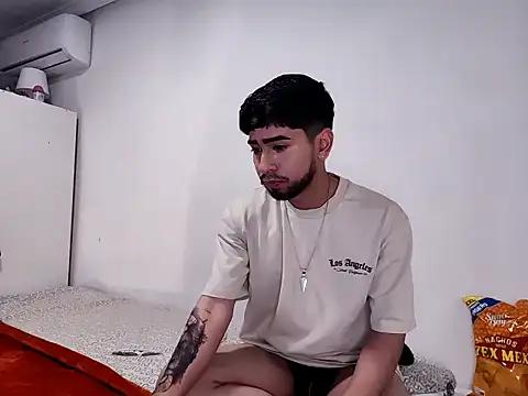 NathanDimax from StripChat is Freechat