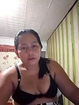 naughty_kween from StripChat is Freechat