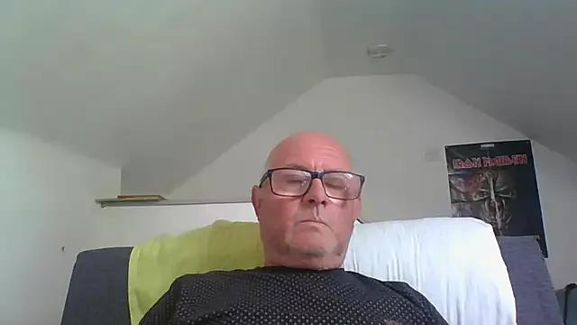 naughtygrandad1 from StripChat is Freechat
