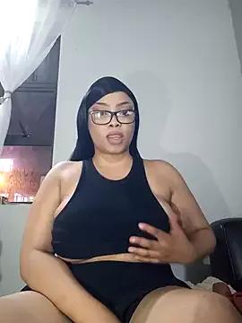 Naughtypinky02 from StripChat is Freechat