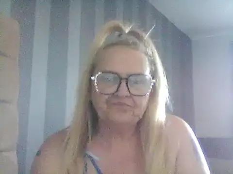 Photos of Nawty-Blonde-Nymph from StripChat is Freechat