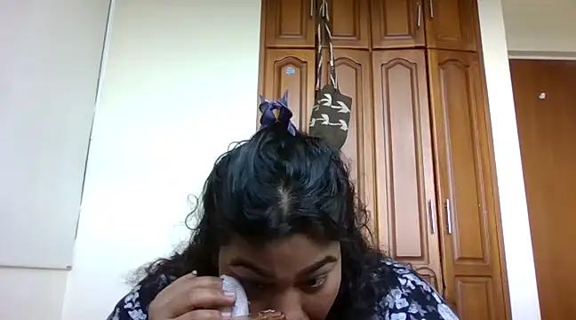Nayara_Hanni from StripChat