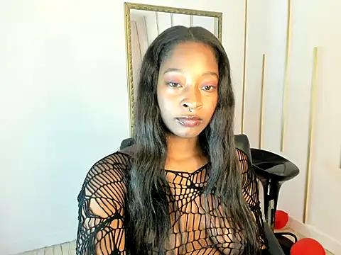 Nayariskaya from StripChat