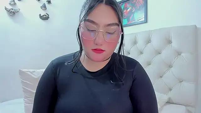 NayaWayne from StripChat