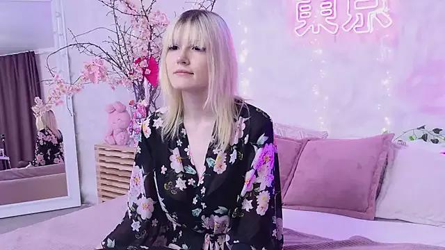 NellieLoyns from StripChat