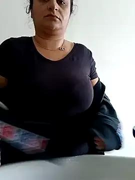 nelly88_xxx from StripChat