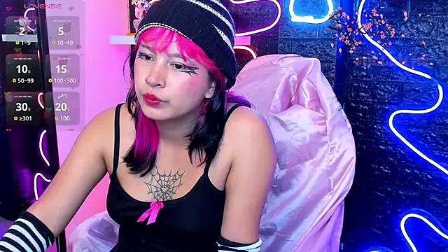 NELLYAZUMI from StripChat