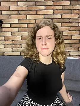 nemesidaM from StripChat