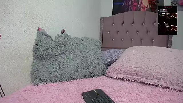 nenaa_stg from StripChat