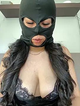 nenalayla from StripChat