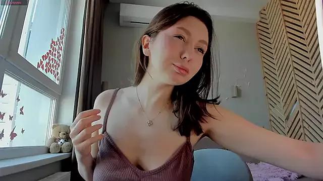 nerenuu_ from StripChat
