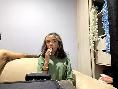 Nerozane webcams show profile image 