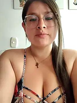 Neve_Collins from StripChat
