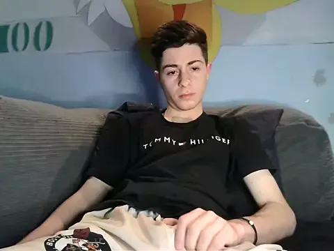 Newbrian20 webcams show profile image 