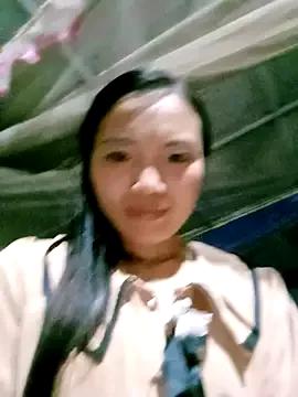 ngan-cute from StripChat