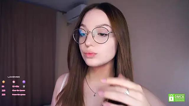 NguyetHankey from StripChat is Freechat