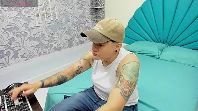 nhomi_materoom from StripChat is Freechat