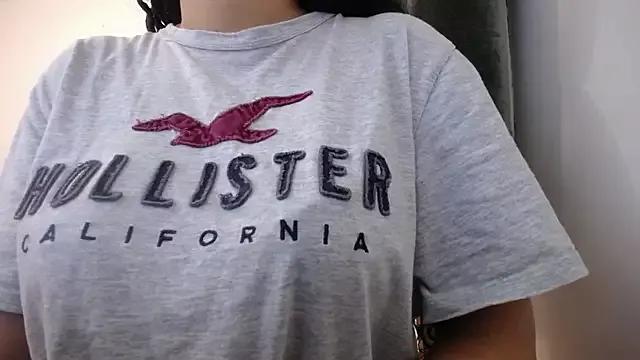 nicebrown from StripChat is Freechat