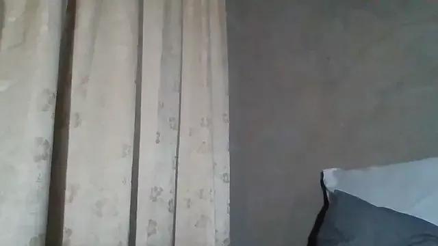 Nicky52 from StripChat is Freechat