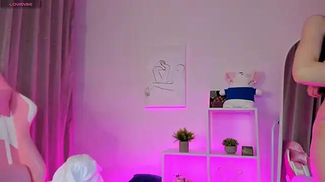Dirty chat webcam: explore liveshows with versed models, from laying bare to fetishes, in a variety of sexy free adult webcams.